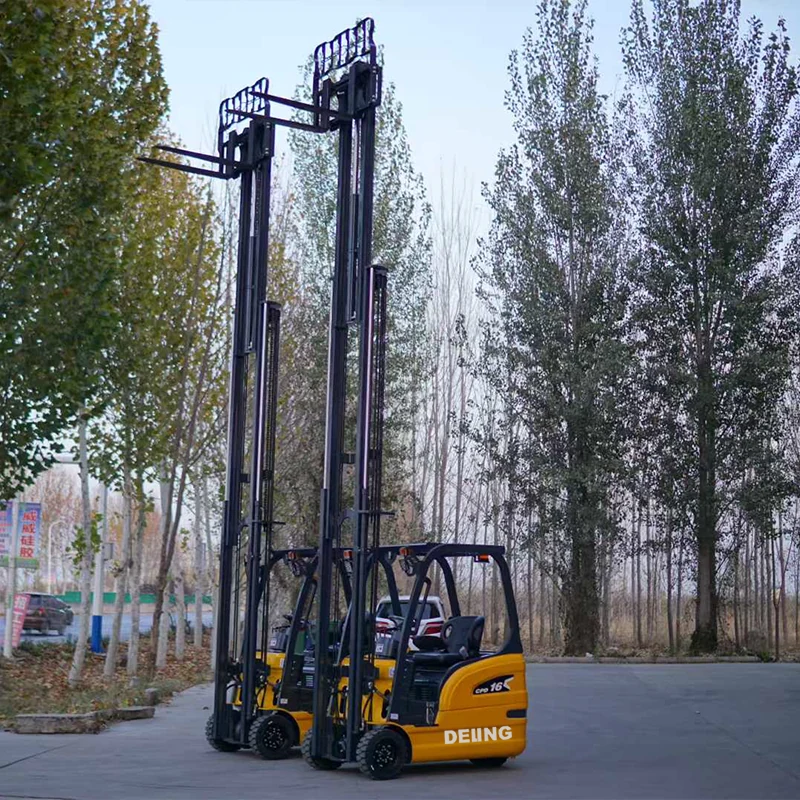 Deling CPDS16 electric forklift fleet with raised masts